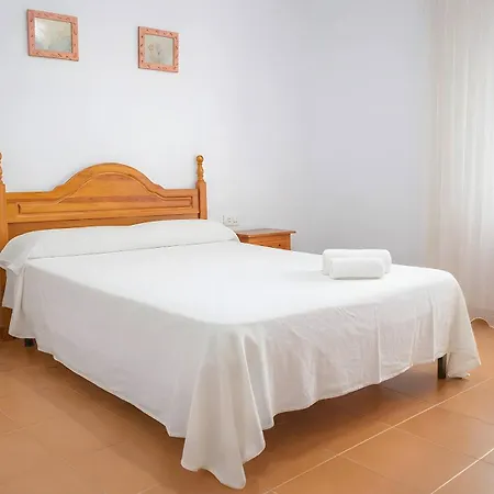 Apartment Con Balcon Garaje Aire Acondicionado Centrico Solo Fse Alquila A Familia Y Parejas Conil De La Frontera