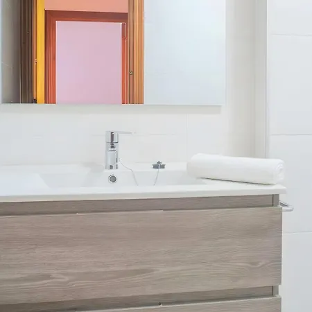 Con Balcon Garaje Aire Acondicionado Centrico Solo Fse Alquila A Familia Y Parejas Apartment Conil De La Frontera